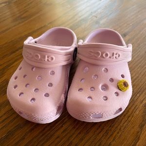Toddler girls pink crocs